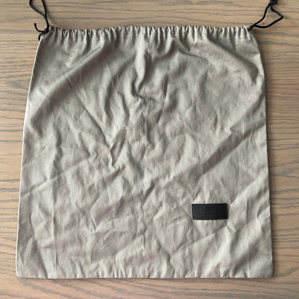 SHOE BAG, HUGO BOSS.  HOLDS ONE PAIR. Grey in color.  V. Good, 15” x 15”